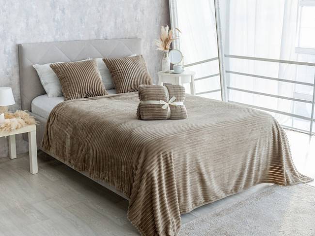 Чехол Soft Stripe на декоративную подушку Кьянти Чехол Soft Stripe на декоративную подушку Кьянти