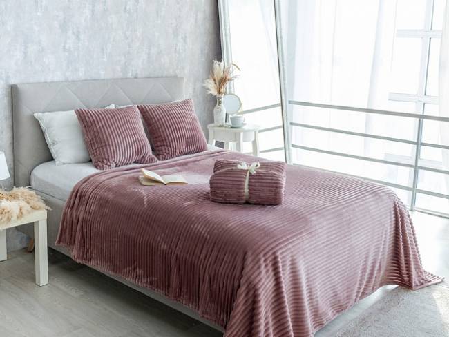 Чехол Soft Stripe на декоративную подушку Кьянти Чехол Soft Stripe на декоративную подушку Кьянти